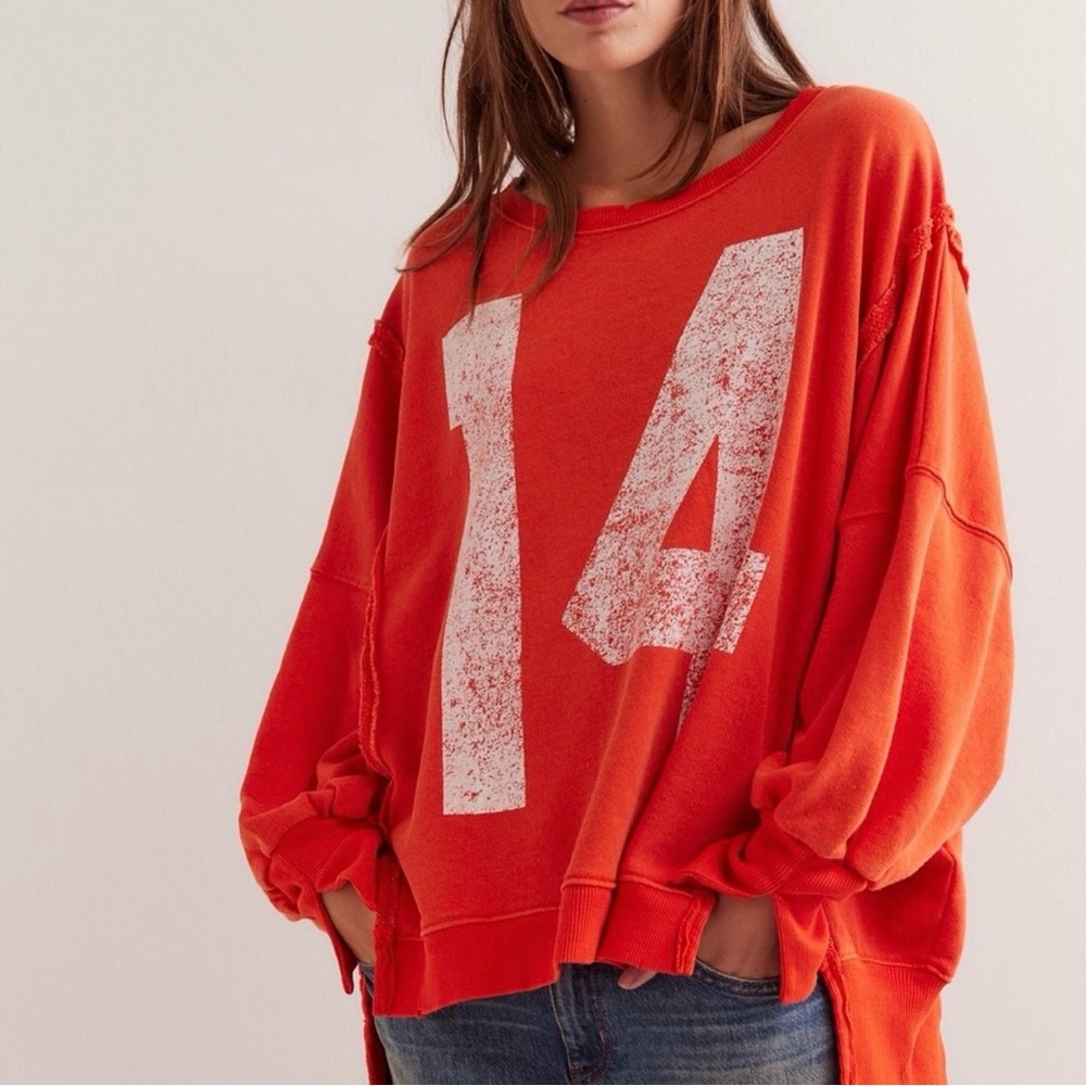 WE THE FREE by FP: Camden Graphic #14 Sweatshirt NWT - Picture 1 of 10